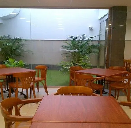 Hotell Oyo Bora Bora The Las Palmas de Gran Canaria